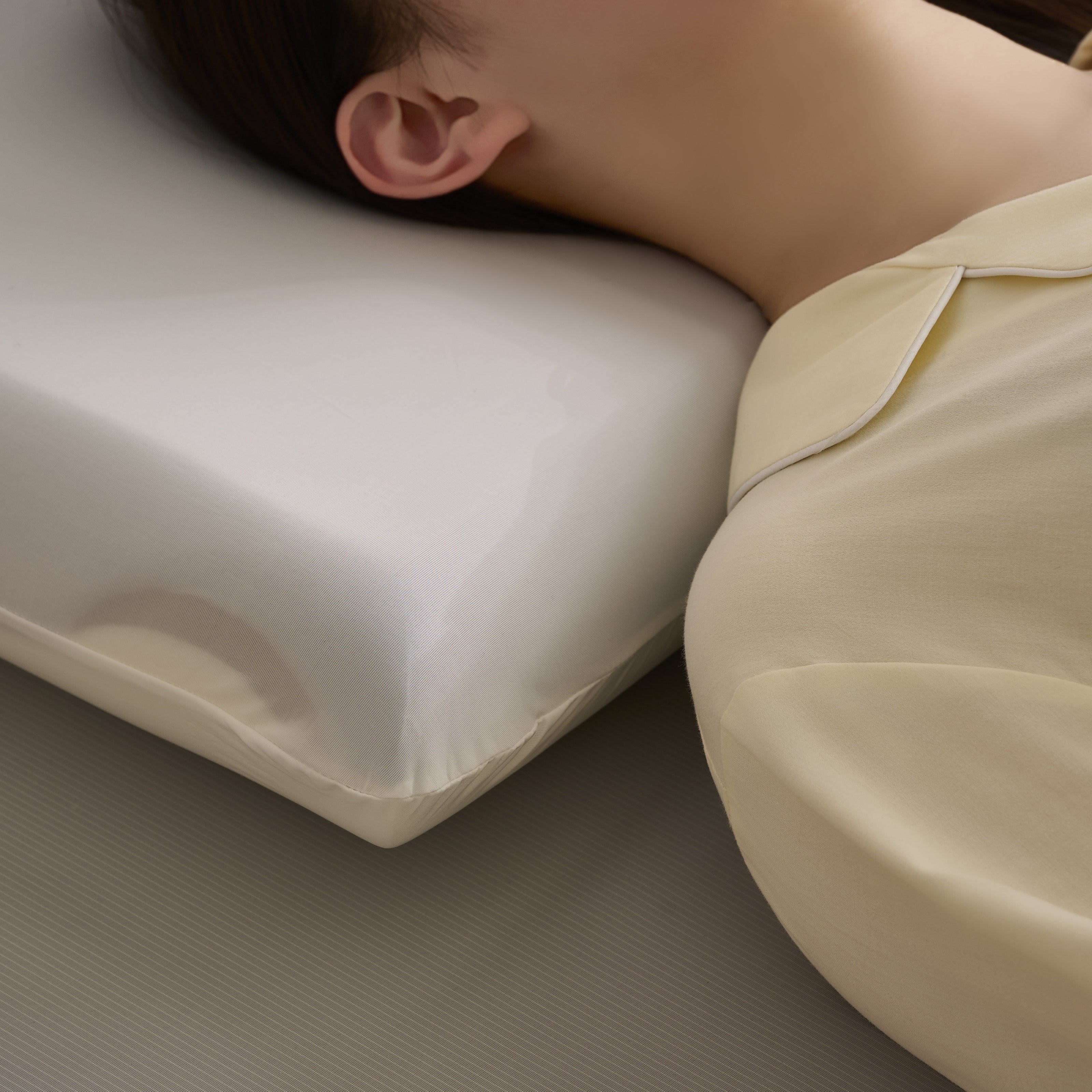 Multilayer™ Cooling Memory Foam Pillow